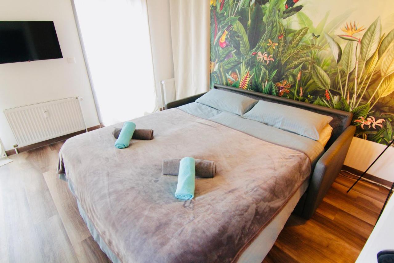 Fewozauber - Domspatz, 50Qm, Top-Lage, Style, Dachterrasse, Business Schwerin  Buitenkant foto