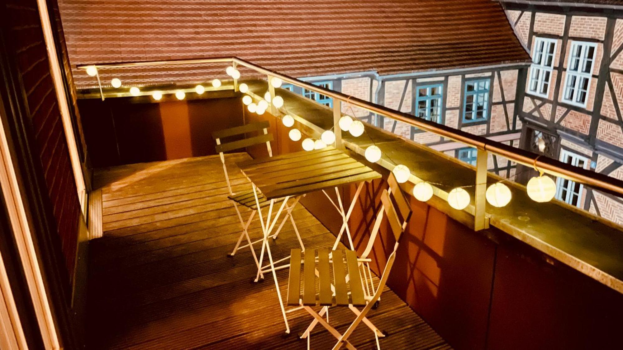 Fewozauber - Domspatz, 50Qm, Top-Lage, Style, Dachterrasse, Business Schwerin  Buitenkant foto